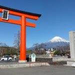 富士宮市　富士宮浅間神社と富士山